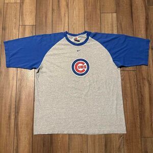 Vintage 2004 nike mlb Chicago cubs center swoosh raglan t‎ shirt 2XL XXL